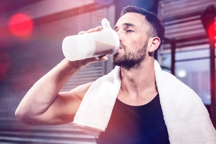 should you drink protein shakes on rest days: gulping down a shake